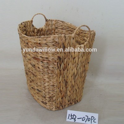 Eco-friendly water hyacinth storage basket with handle